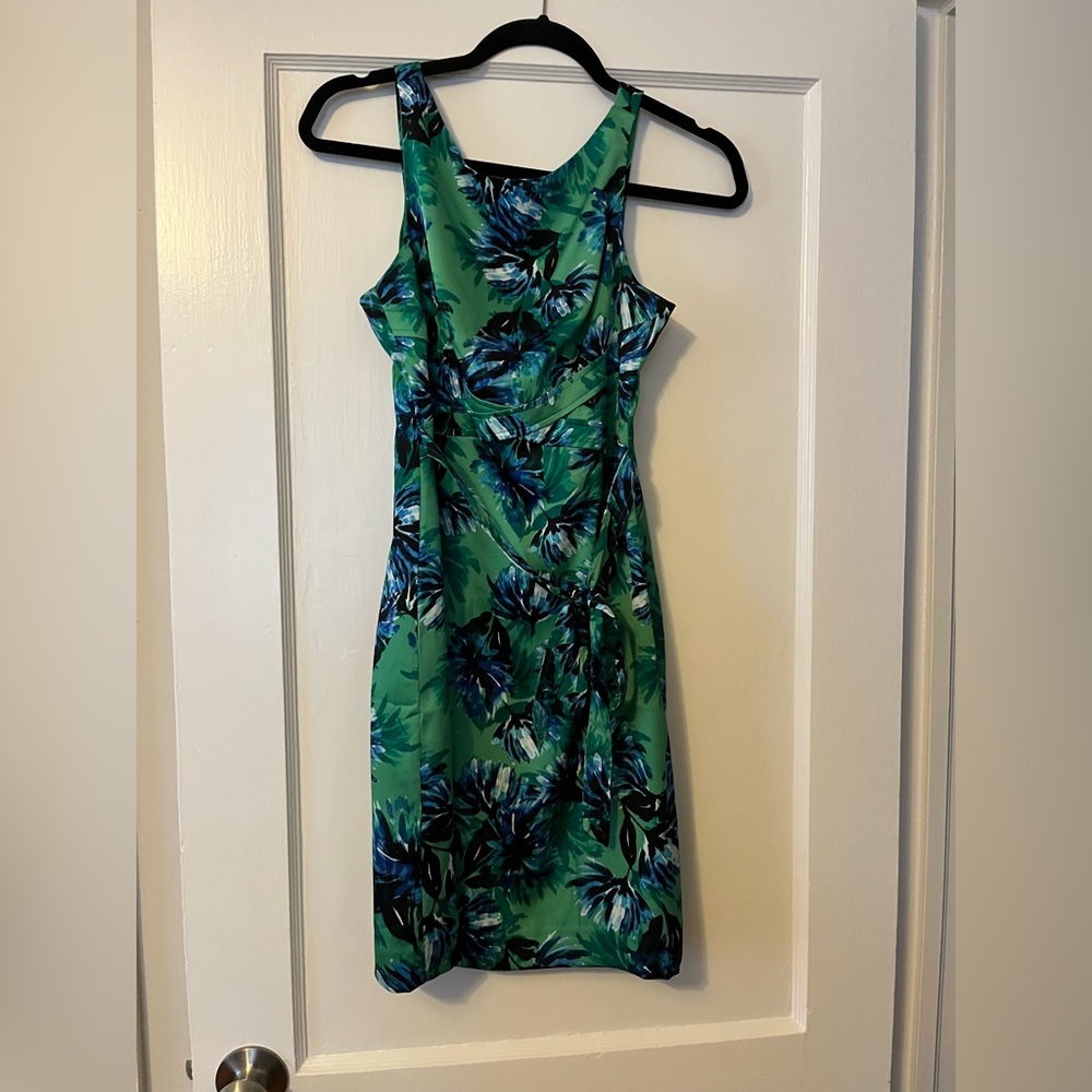 Grenn floral Dress from Banana Repbulic size 0